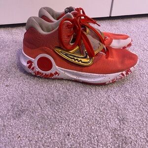 Nike Red and Gold Kevin Durant Nike Renew Basketball Shoe